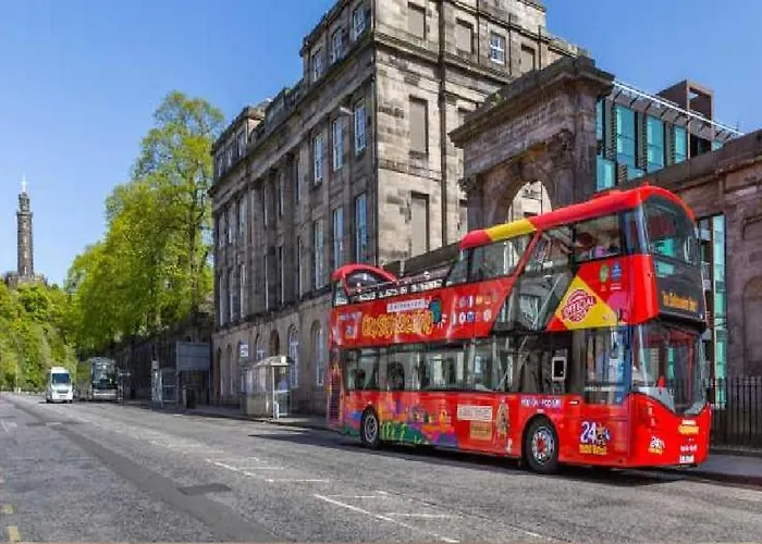 One Bedroom Flat In Central Edinburgh Old Town , Heart Of Edinburgh Flat Sleeps 6