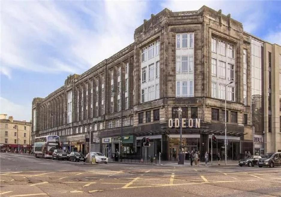 One Bedroom Flat In Old Town , Heart Of Flat Sleeps 6 Apartment