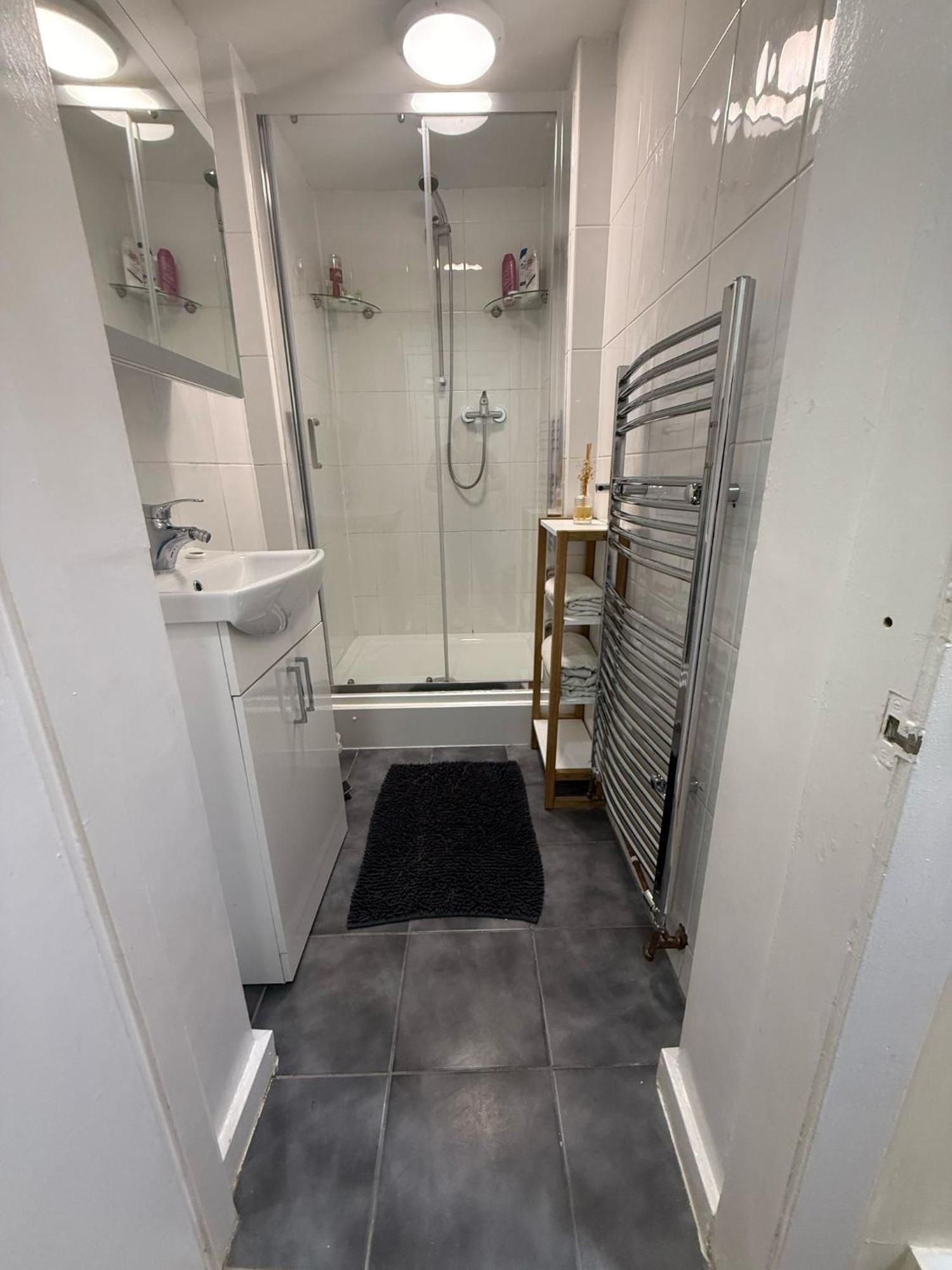 One Bedroom Flat In Old Town , Heart Of Flat Sleeps 6 Apartment Edinburgh