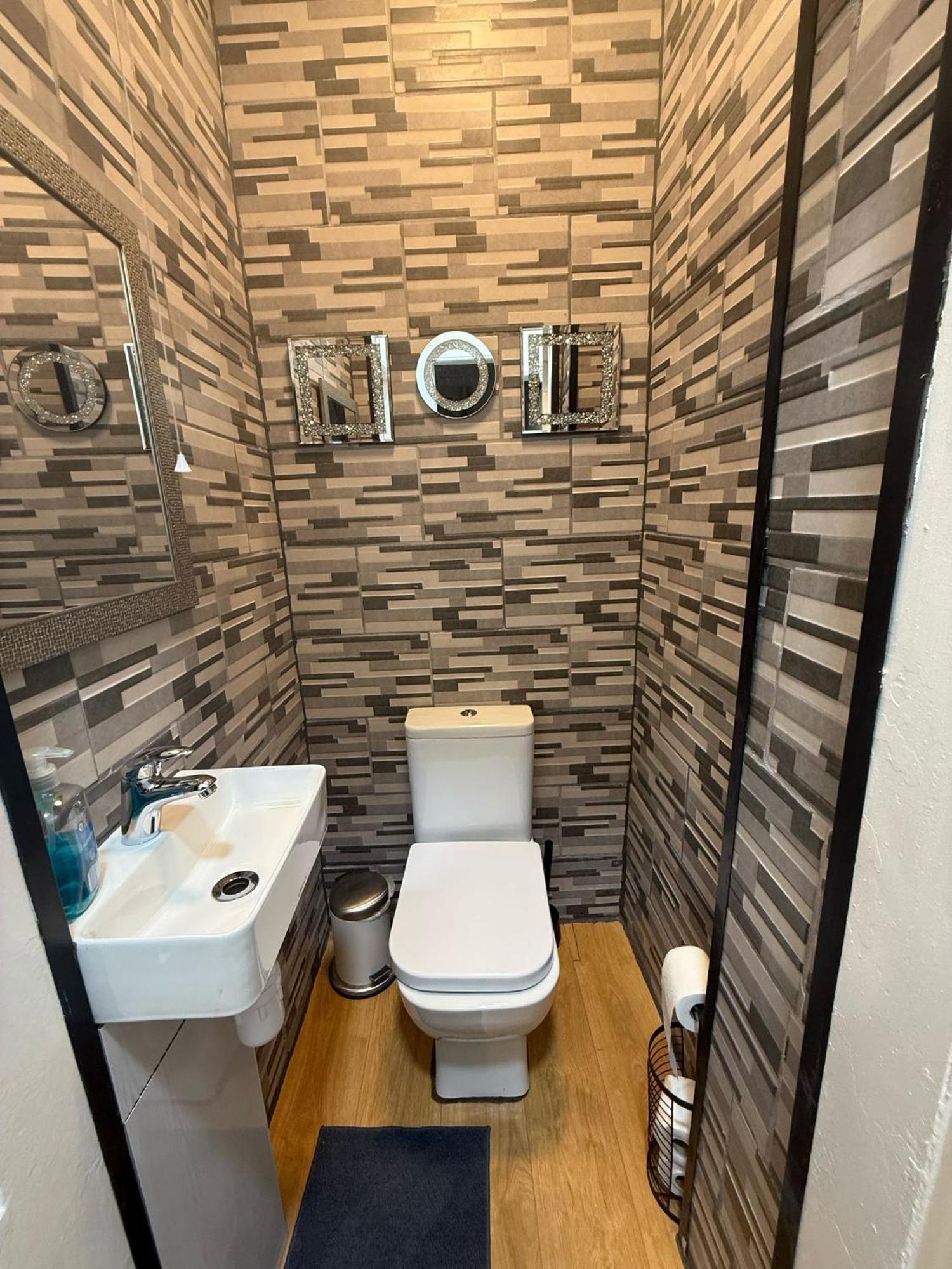 One Bedroom Flat In Old Town , Heart Of Flat Sleeps 6 Apartment Edinburgh