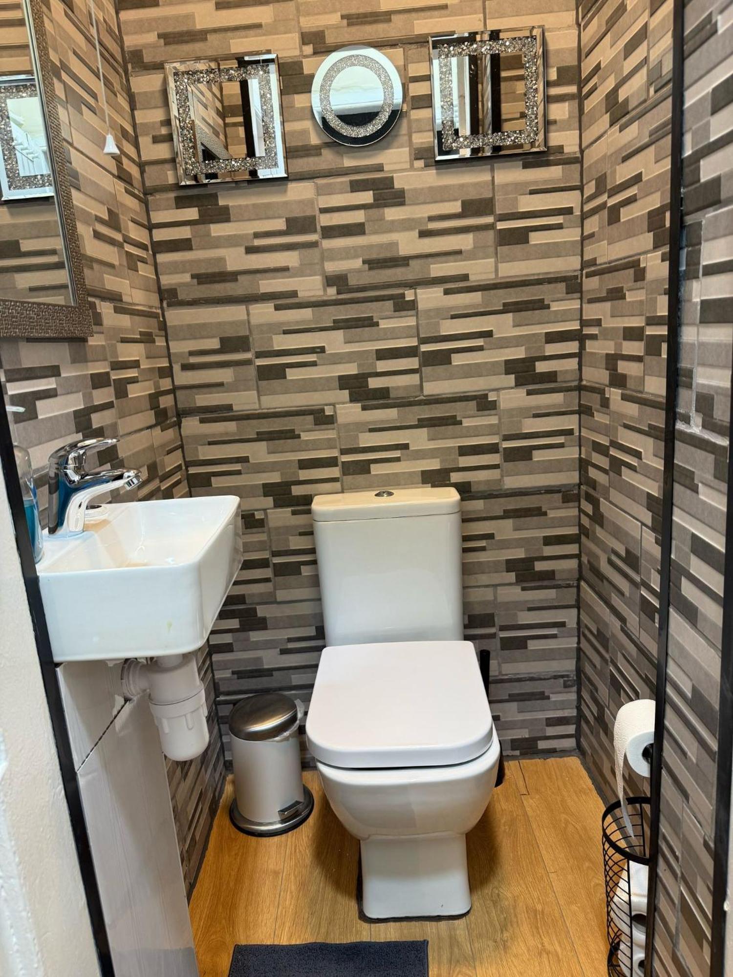 One Bedroom Flat In Old Town , Heart Of Flat Sleeps 6 Apartment