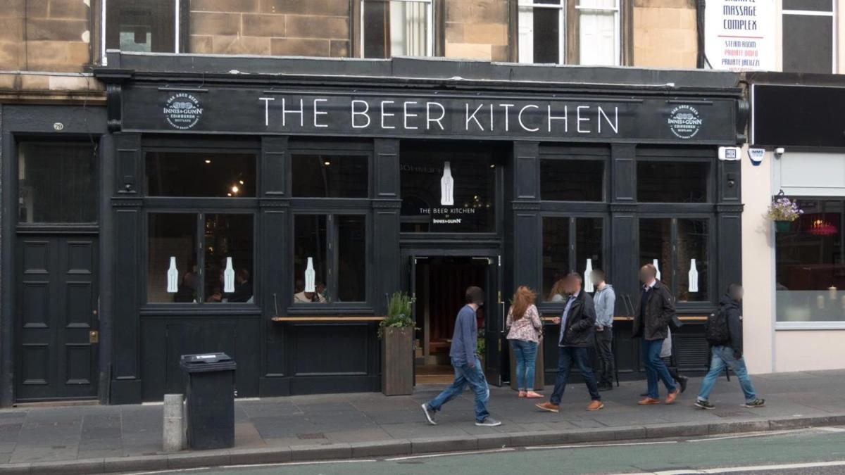 One Bedroom Flat In Old Town , Heart Of Flat Sleeps 6 * Edinburgh
